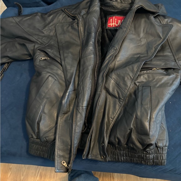 Thick high quality jacket no tears - Picture 6 of 6